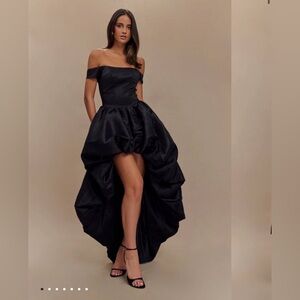 Beautiful brand new dress.